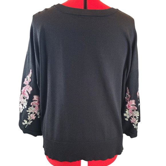 INC Black Sweater with Pink Embroidered Flower Sleeve Detail GUC 3X - Picture 4 of 8